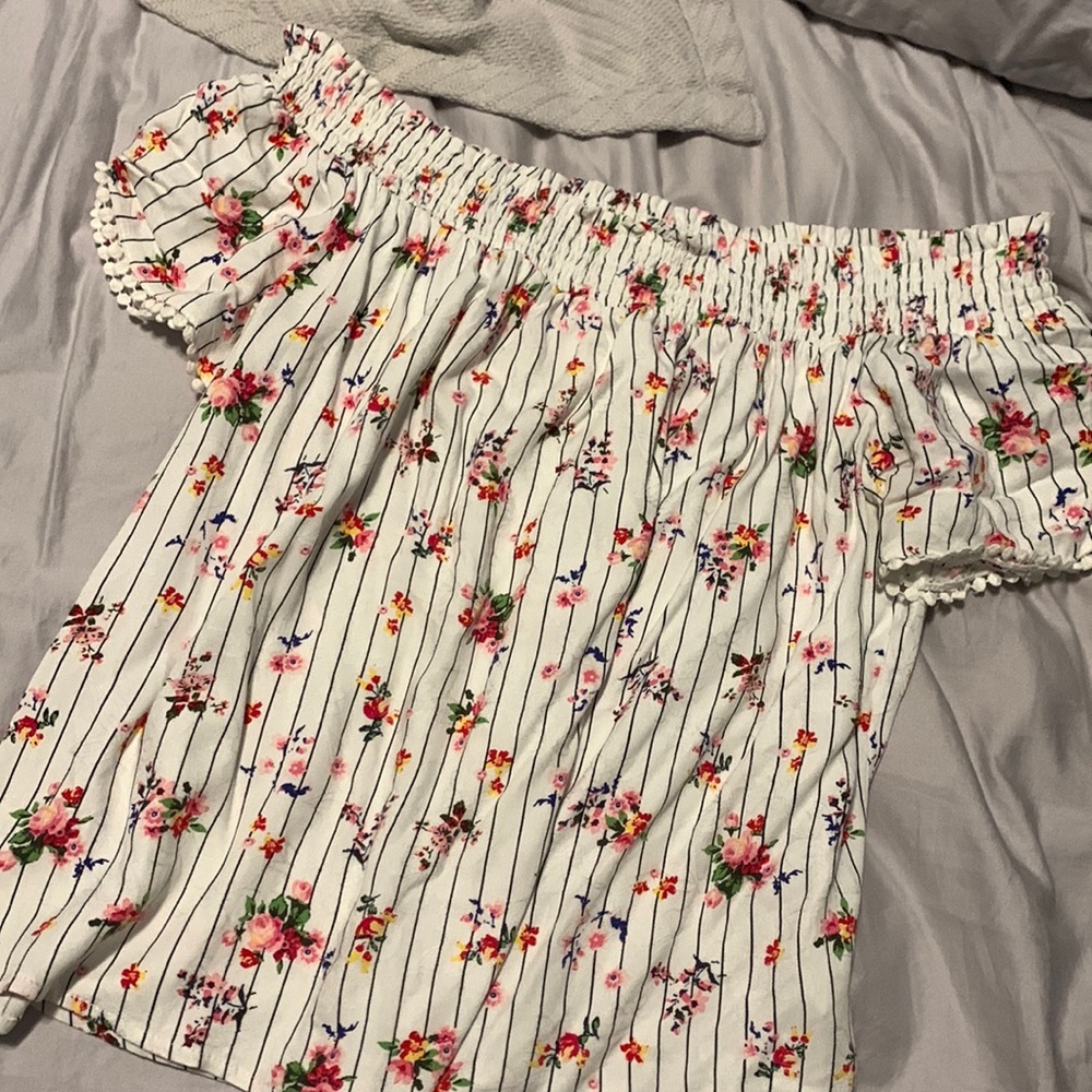 Off-Shoulder Floral Top